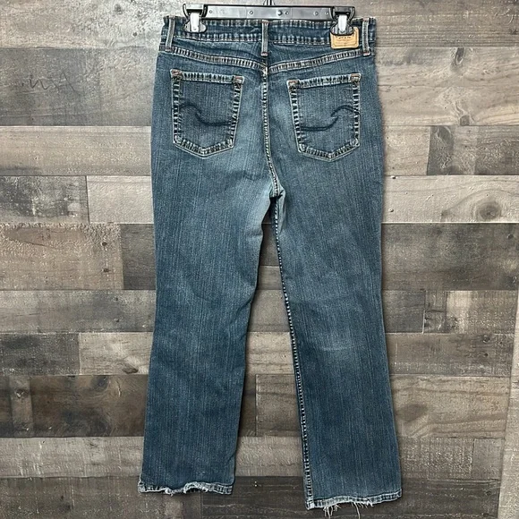 Signature Bootcut Levi’s - Picture 5 of 9
